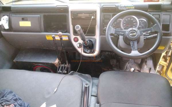 MITSUBISHI  CANTER  FE 75