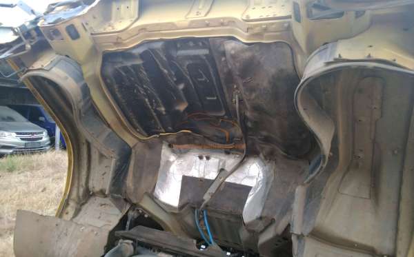 MITSUBISHI  CANTER  FE 75