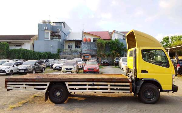 MITSUBISHI  CANTER  FE 71 L N(4X2)