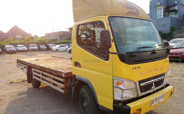 MITSUBISHI  CANTER  FE 71 L N(4X2)