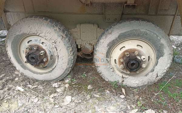 MITSUBISHI FN 527 6X4