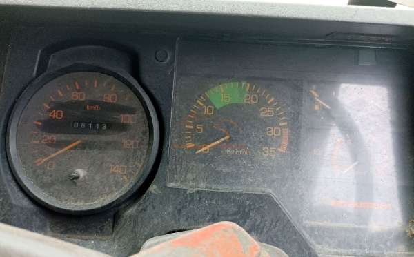 MITSUBISHI FN 527 6X4