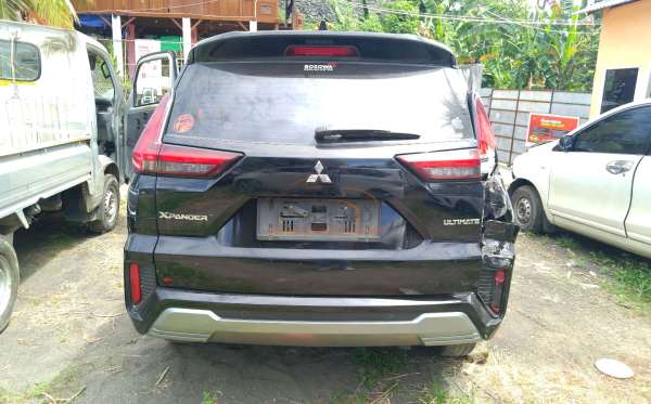 MITSUBISHI XPANDER