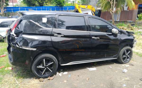 MITSUBISHI XPANDER