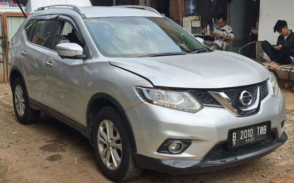 NISSAN X TRAIL 2.0