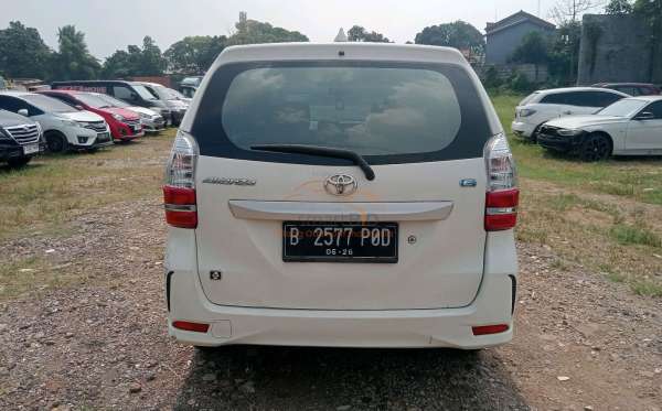 TOYOTA AVANZA 1.3 E