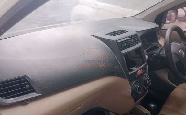 TOYOTA  AVANZA  G