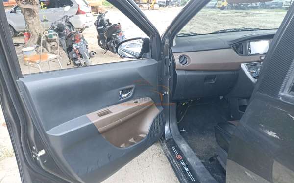 TOYOTA  CALYA  1.2 G M/T
