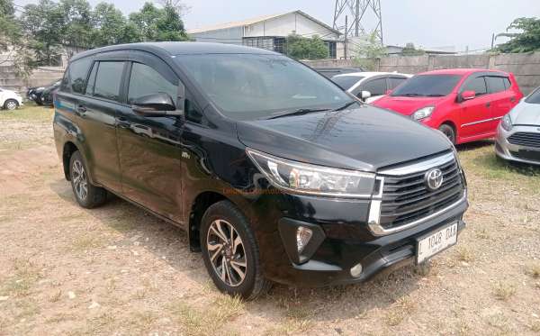 TOYOTA INNOVA G