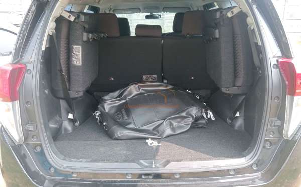 TOYOTA INNOVA G