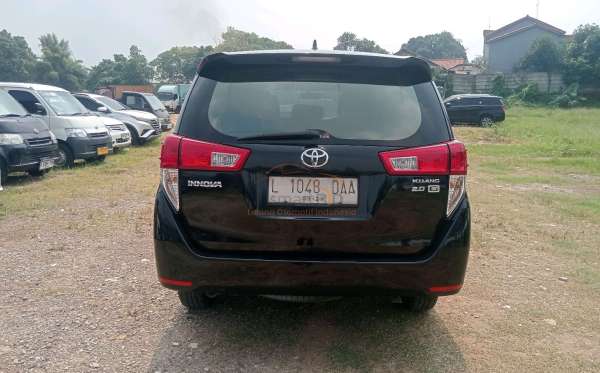 TOYOTA INNOVA G