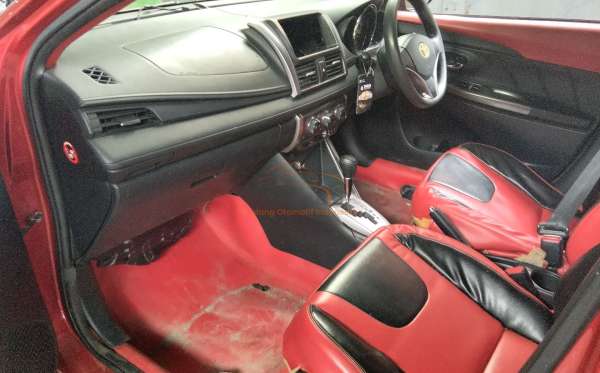 TOYOTA YARIS G
