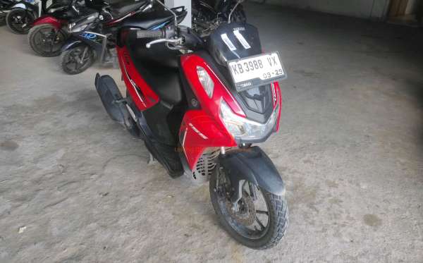 YAMAHA LEXI LX