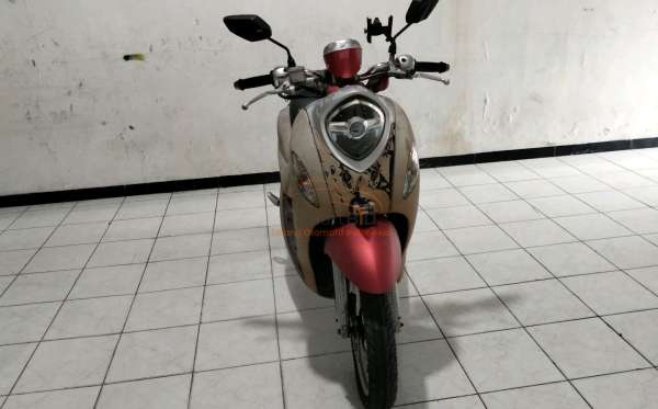 YAMAHA  FINO