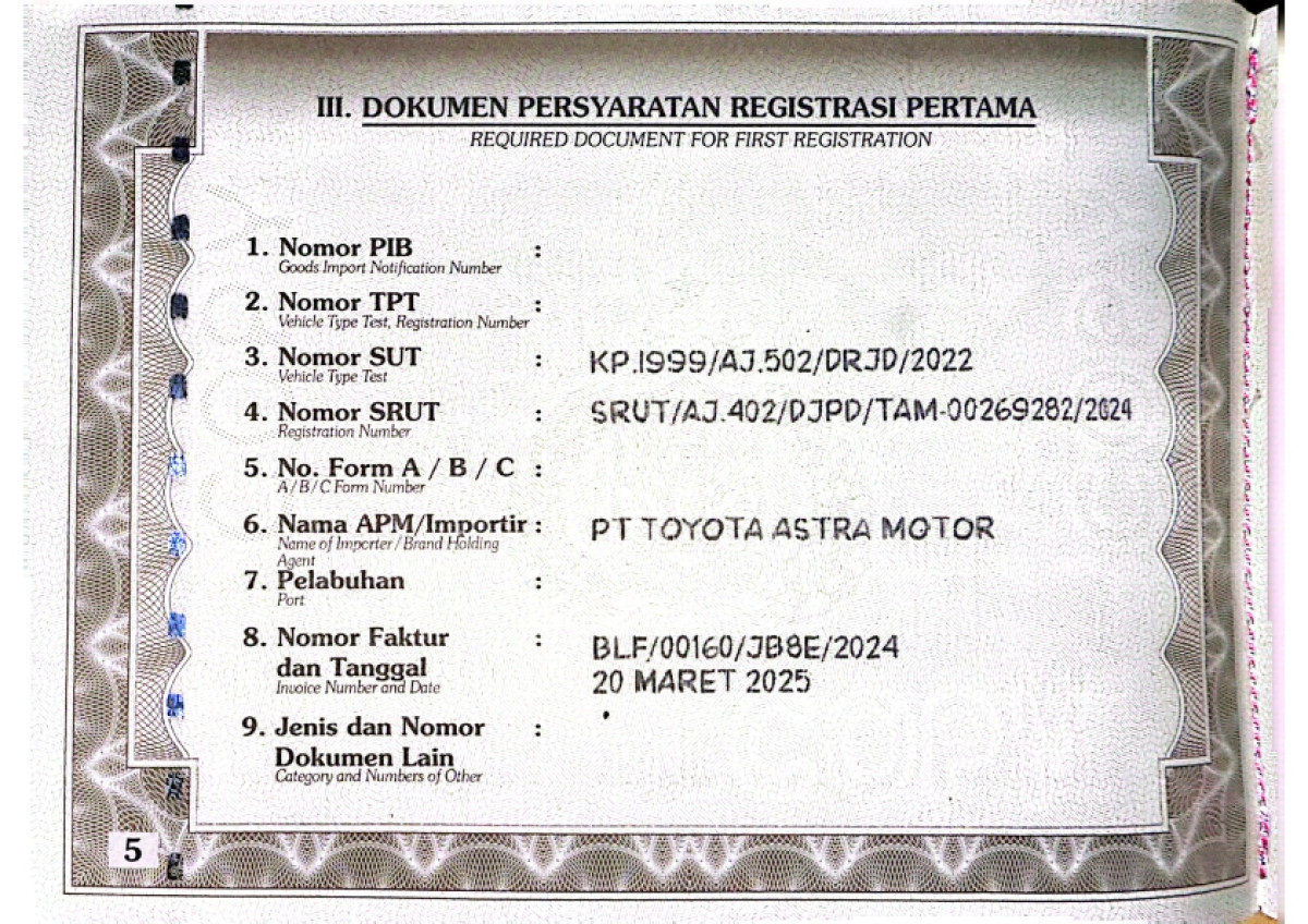 TOYOTA INNOVA 2.4 G