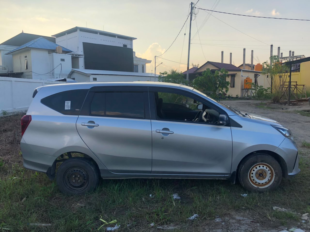 DAIHATSU  SIGRA  R
