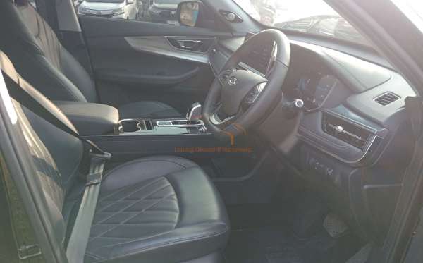 CHERY TIGGO 8 PREMIUM 4X2 AT