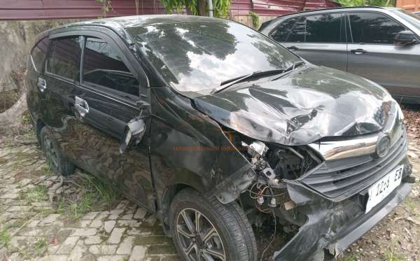 DAIHATSU SIGRA R