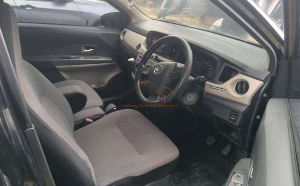 DAIHATSU SIGRA R