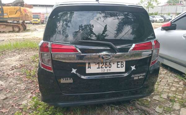 DAIHATSU SIGRA R