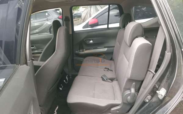 DAIHATSU SIGRA R