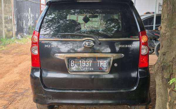 DAIHATSU  XENIA
