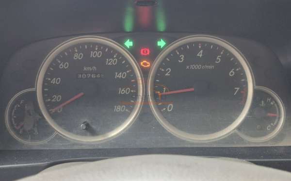 DAIHATSU  XENIA