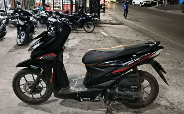 HONDA  BEAT