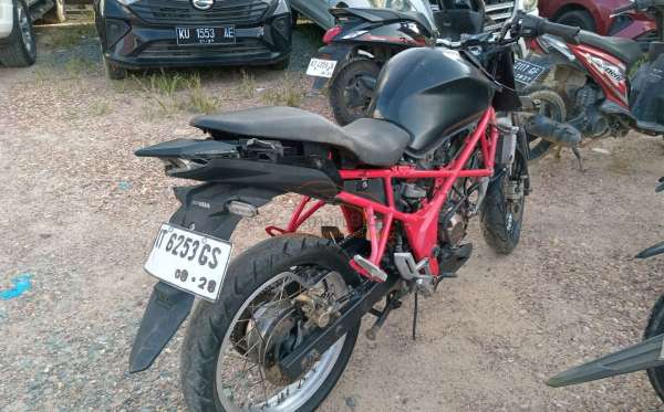 HONDA CB 150