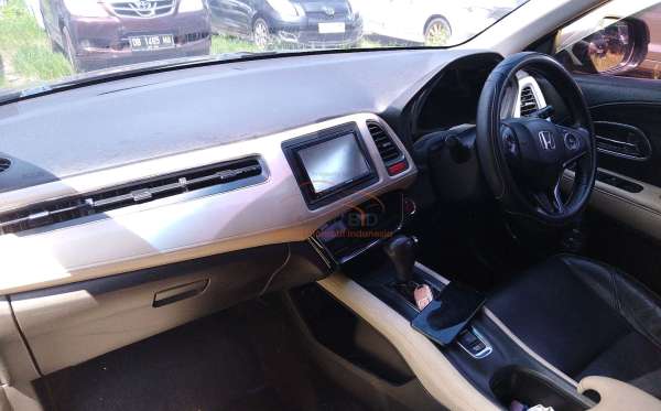 HONDA HRV RU5 1.8 RS