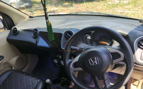 HONDA  MOBILIO  DD4 1.5E