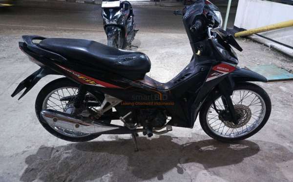 HONDA  REVO FIT