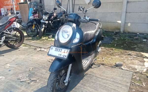 HONDA SCOOPY
