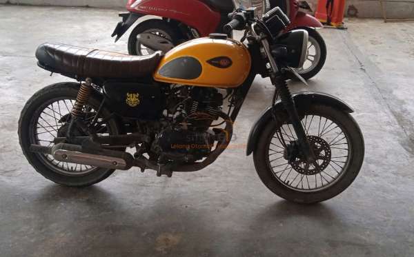 KAWASAKI W 175