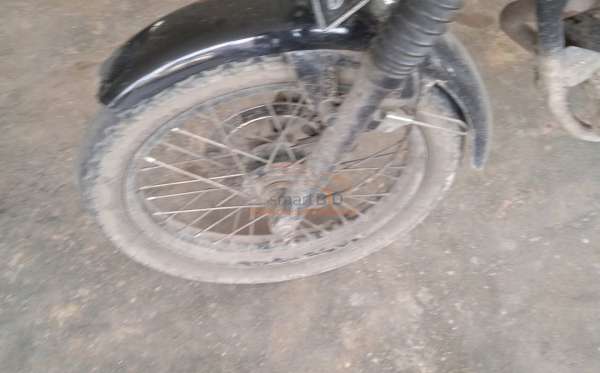 KAWASAKI W 175