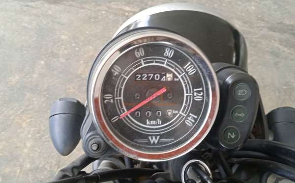 KAWASAKI W 175
