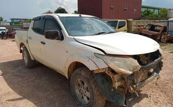 MITSUBISHI DC GLS 4X4