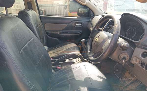 MITSUBISHI DC GLS 4X4