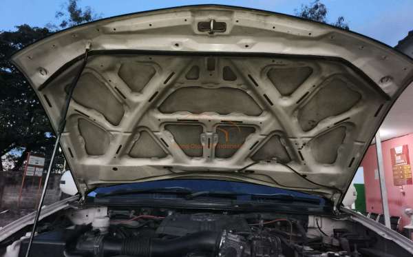 MITSUBISHI SPORT 30V6E 4X2 AT