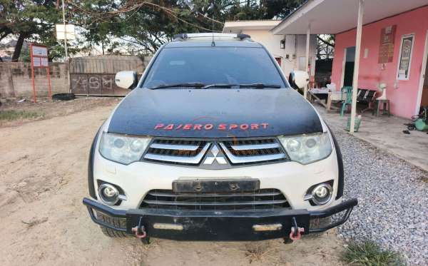 MITSUBISHI SPORT 30V6E 4X2 AT