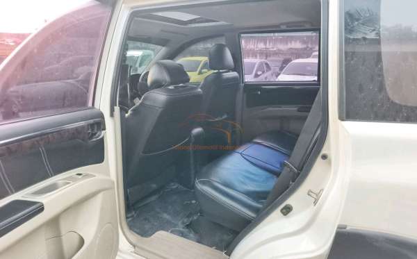 MITSUBISHI SPORT 30V6E 4X2 AT