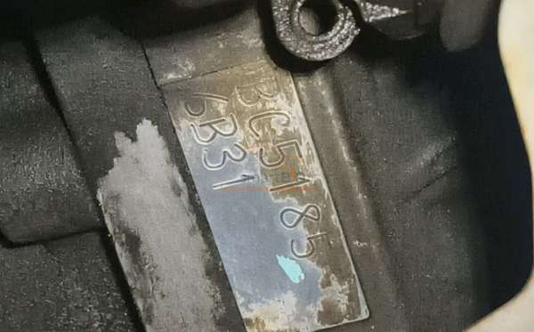 MITSUBISHI SPORT 30V6E 4X2 AT