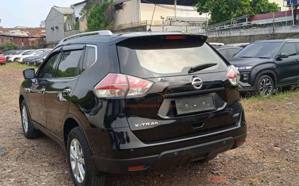 NISSAN X TRAIL