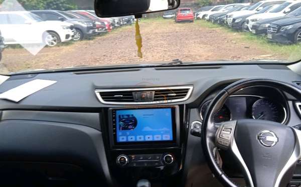 NISSAN X TRAIL
