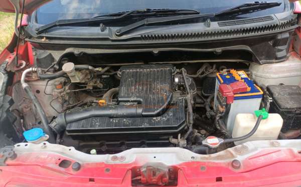 SUZUKI ERTIGA