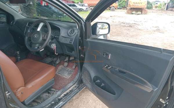 TOYOTA AGYA 1.0 G
