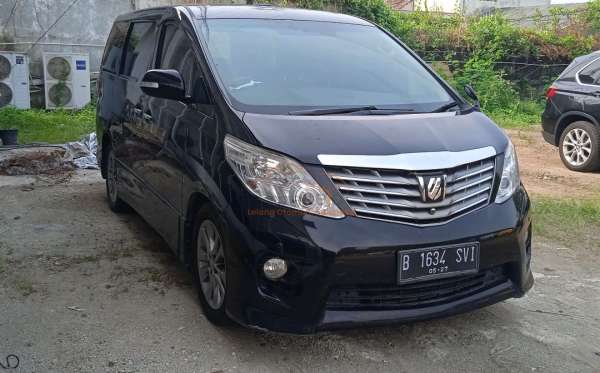 TOYOTA ALPHARD 2.4