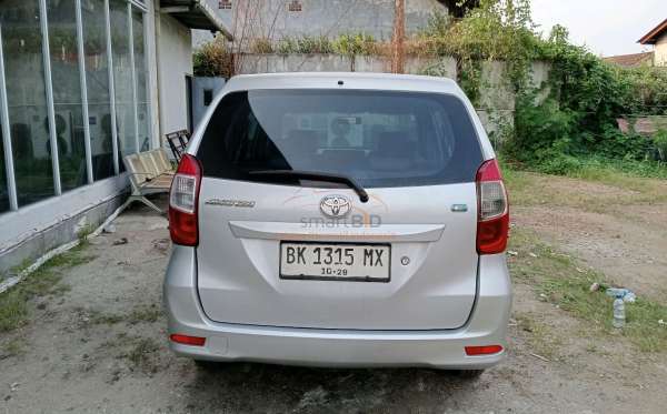 TOYOTA AVANZA 1.3 E