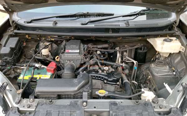 TOYOTA AVANZA 1.3 E