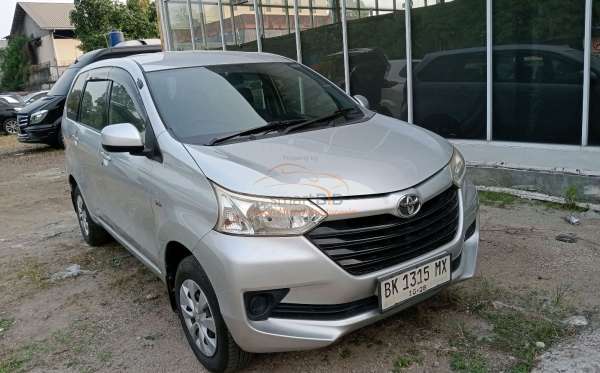 TOYOTA AVANZA 1.3 E